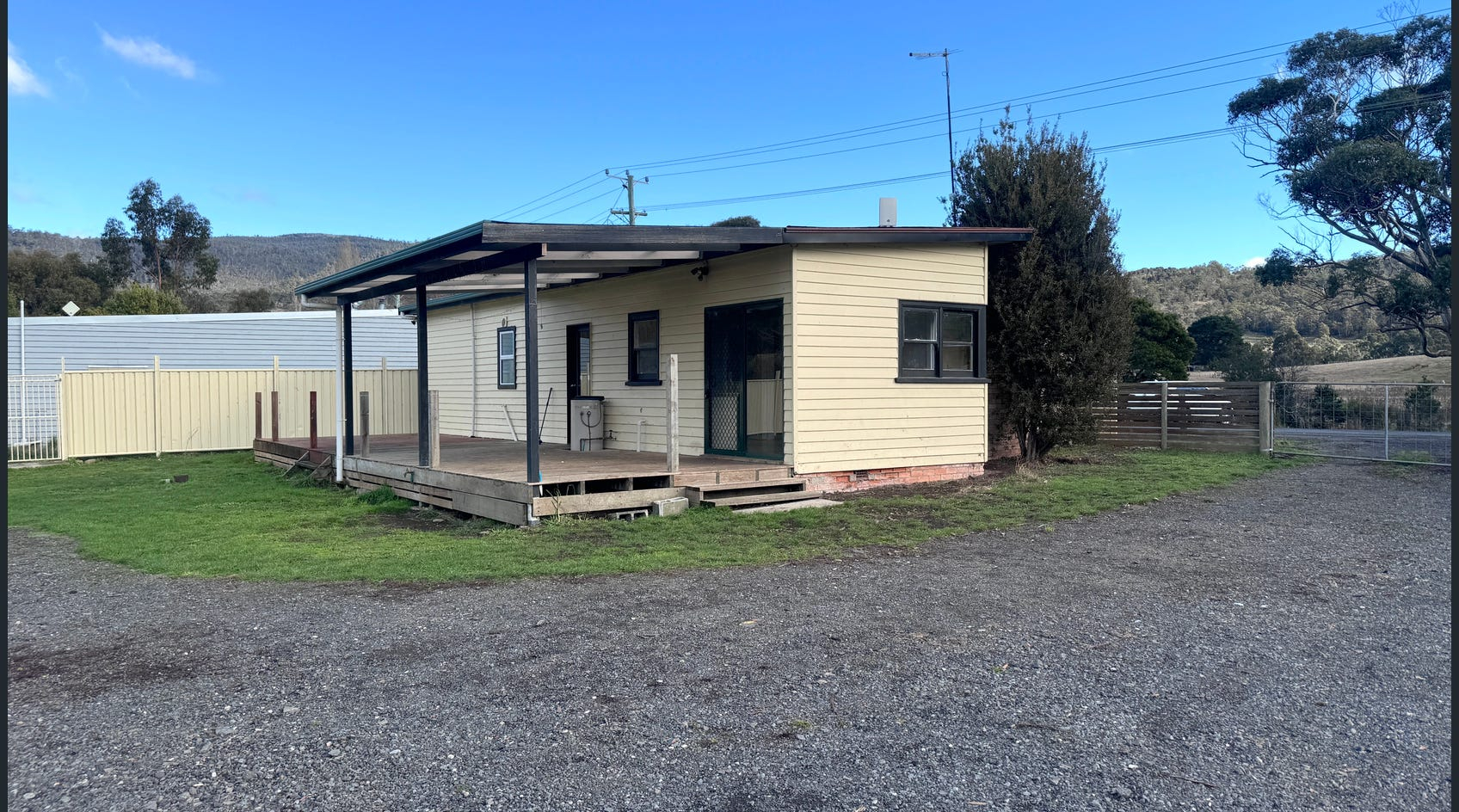 1649 Gordon River Rd