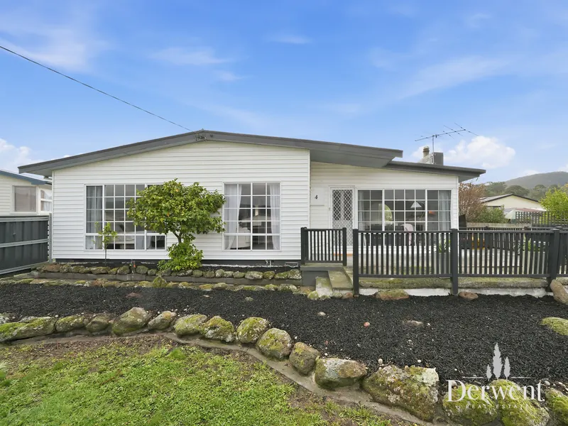 4 Warner Ave
