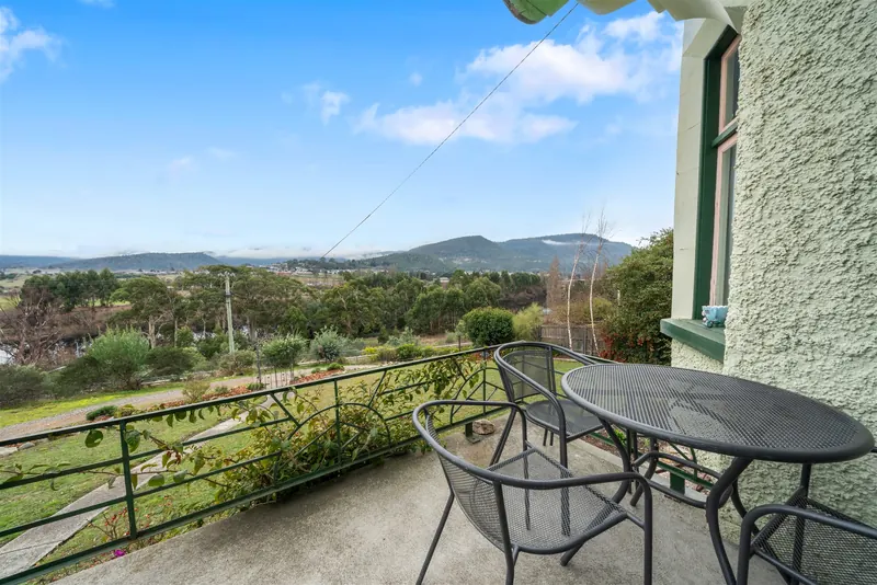 74 Glenora Road
